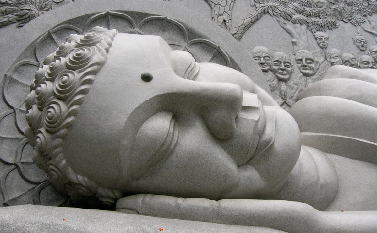 Schlafender Buddha